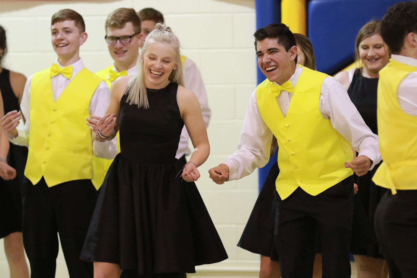 PHOTO GALLERY Harmony performs at Northfield Elementary
